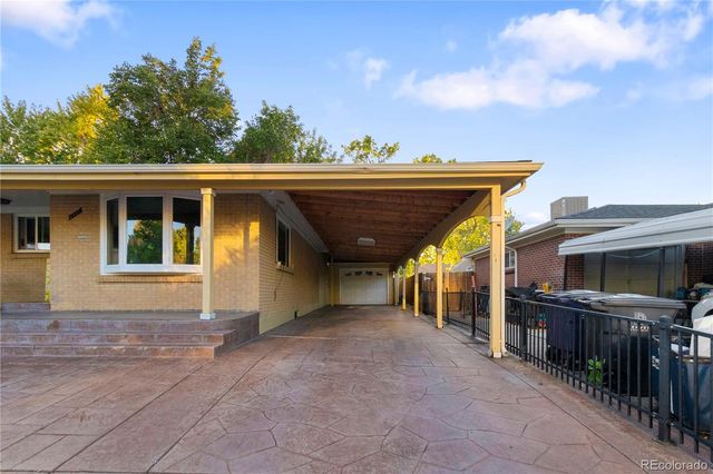 2725 S Grove Street, Denver, CO 80236