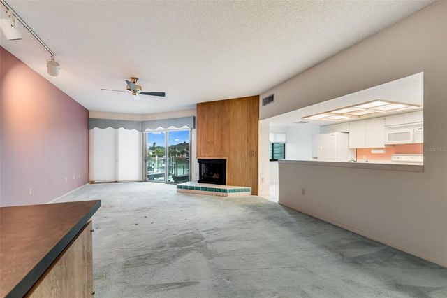 900 PINELLAS BAYWAY S 109, Tierra Verde, FL 33715