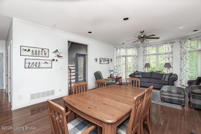 2724 Flat Rock Rd, Louisville, KY 40245