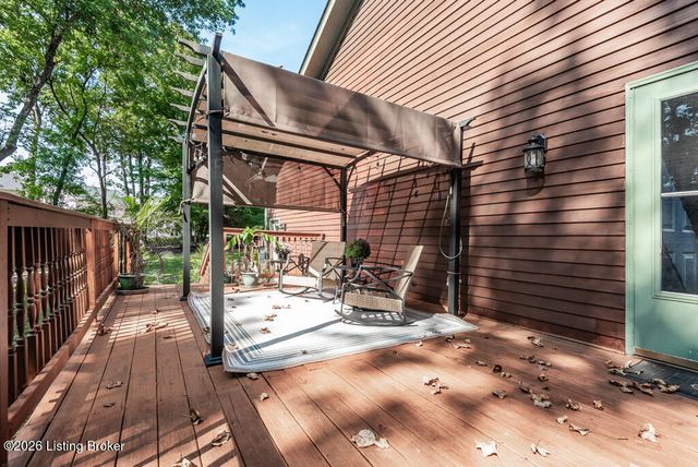 2724 Flat Rock Rd, Louisville, KY 40245