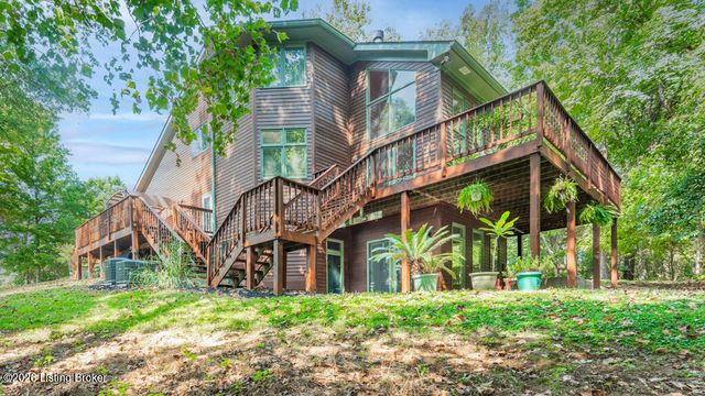 2724 Flat Rock Rd, Louisville, KY 40245