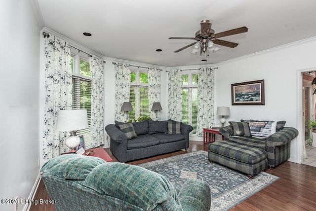 2724 Flat Rock Rd, Louisville, KY 40245
