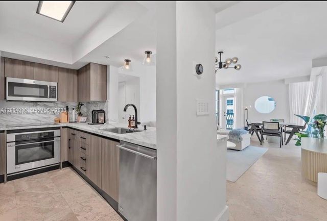 1500 Ocean Drive 607, Miami Beach, FL 33139