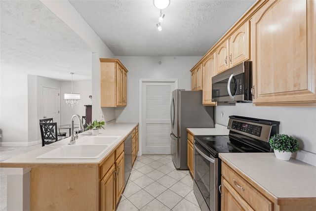 217 Adams Pointe Blvd 11, Adams Twp, PA 16046