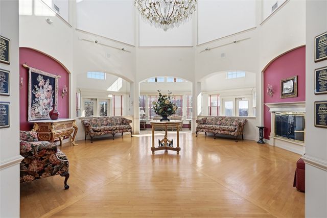 217 Adams Pointe Blvd 11, Adams Twp, PA 16046