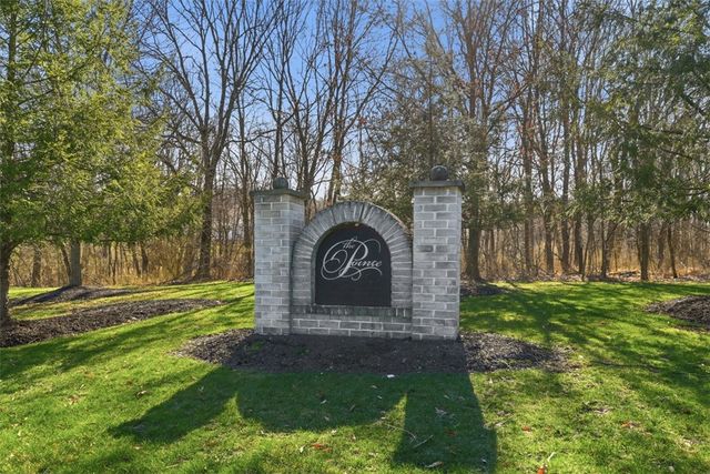 217 Adams Pointe Blvd 11, Adams Twp, PA 16046