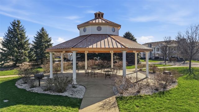 217 Adams Pointe Blvd 11, Adams Twp, PA 16046