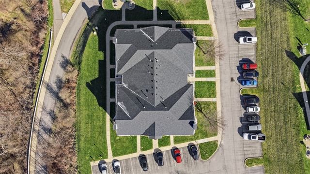 217 Adams Pointe Blvd 11, Adams Twp, PA 16046