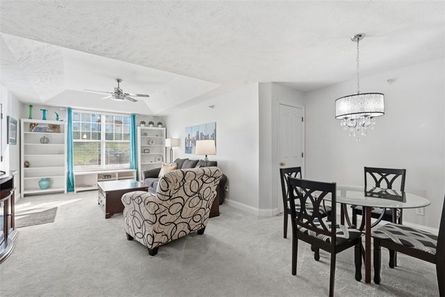 217 Adams Pointe Blvd 11, Adams Twp, PA 16046