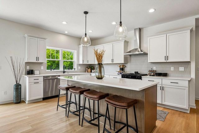 W254N5593 Crescent Hill DRIVE, Sussex, WI 53089