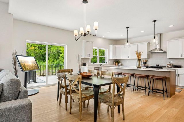 W254N5593 Crescent Hill DRIVE, Sussex, WI 53089