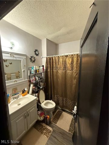 13609 Eaglesmere Avenue, Cleveland, OH 44110