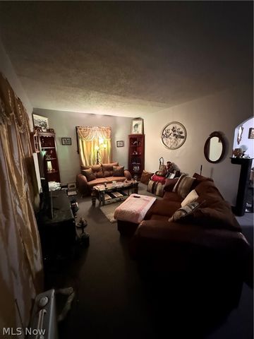 13609 Eaglesmere Avenue, Cleveland, OH 44110