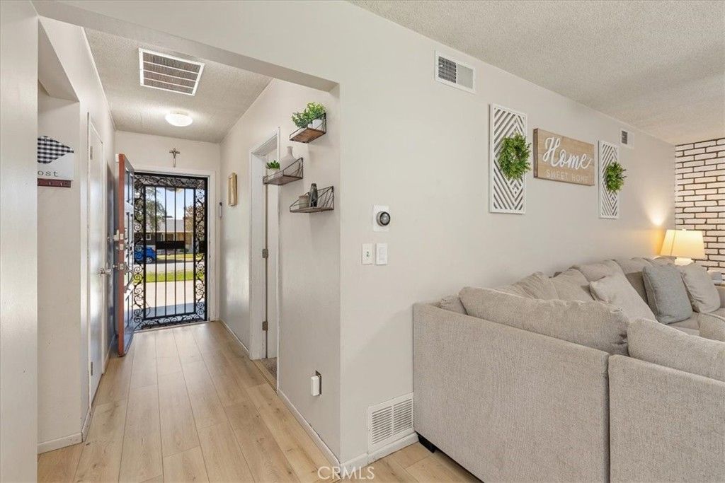 Image 27 of property listing at 698 E Ralston Avenue, San Bernardino, CA 92404