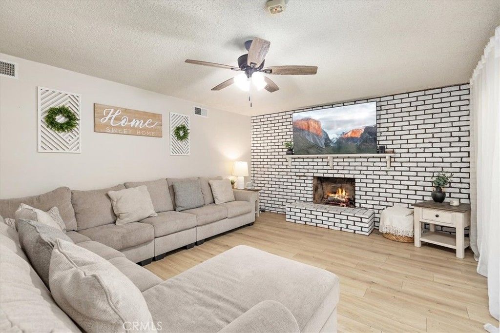 Image 5 of property listing at 698 E Ralston Avenue, San Bernardino, CA 92404