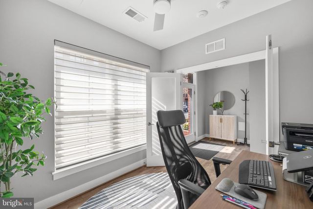 11226 BEAKER ST, Reston, VA 20190