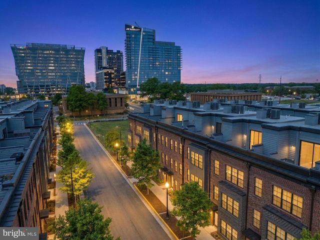 11226 BEAKER ST, Reston, VA 20190