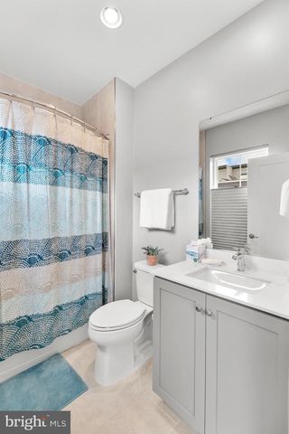 11226 BEAKER ST, Reston, VA 20190