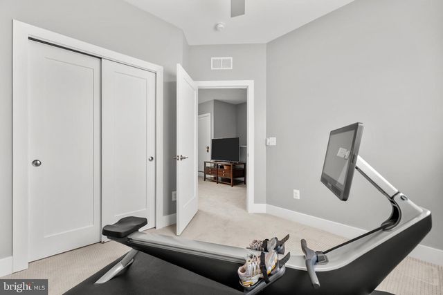 11226 BEAKER ST, Reston, VA 20190