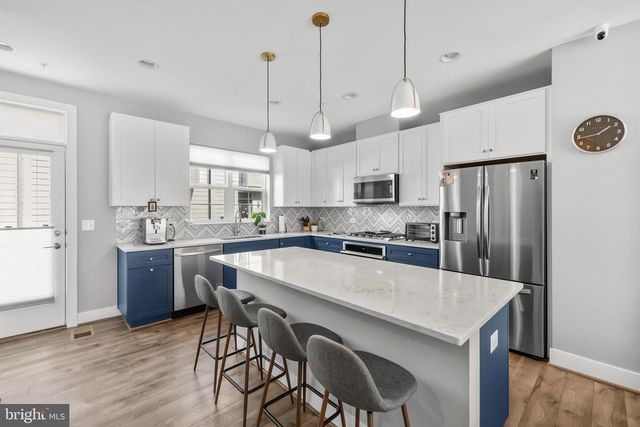 11226 BEAKER ST, Reston, VA 20190