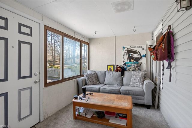 2041 Lockard AVE, Chesapeake, VA 23320