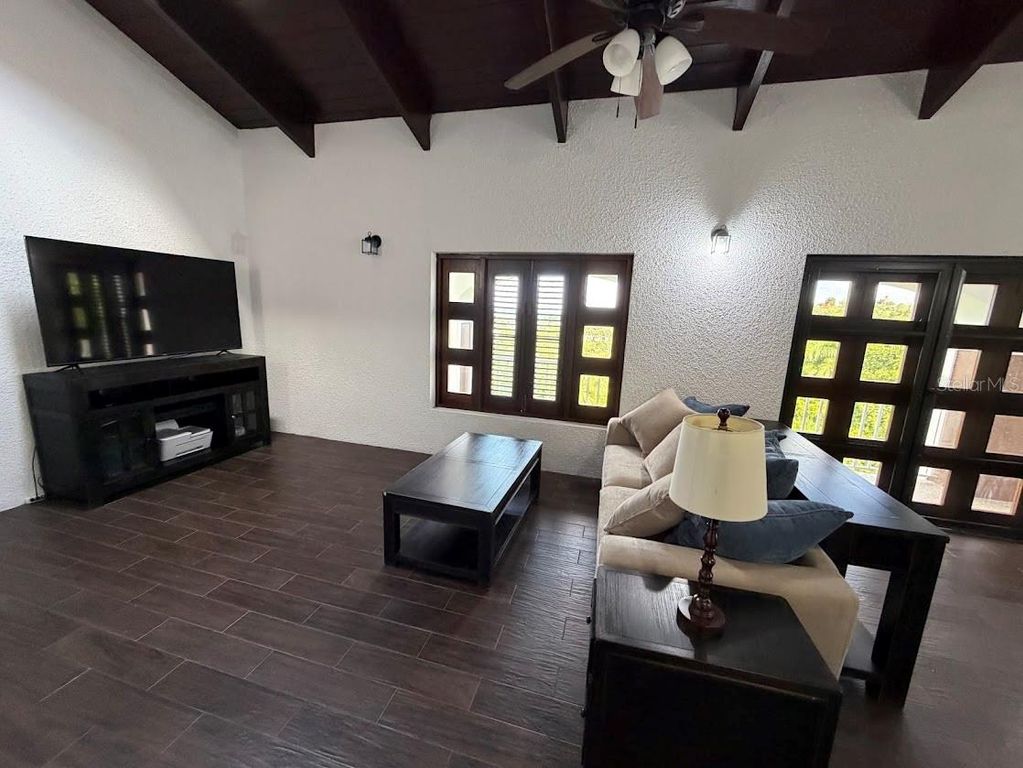Image 31 of property listing at 5 CAMINO PEDRO RAMOS ST BEVERLY HILLS DEV, Guaynabo, PR 00969