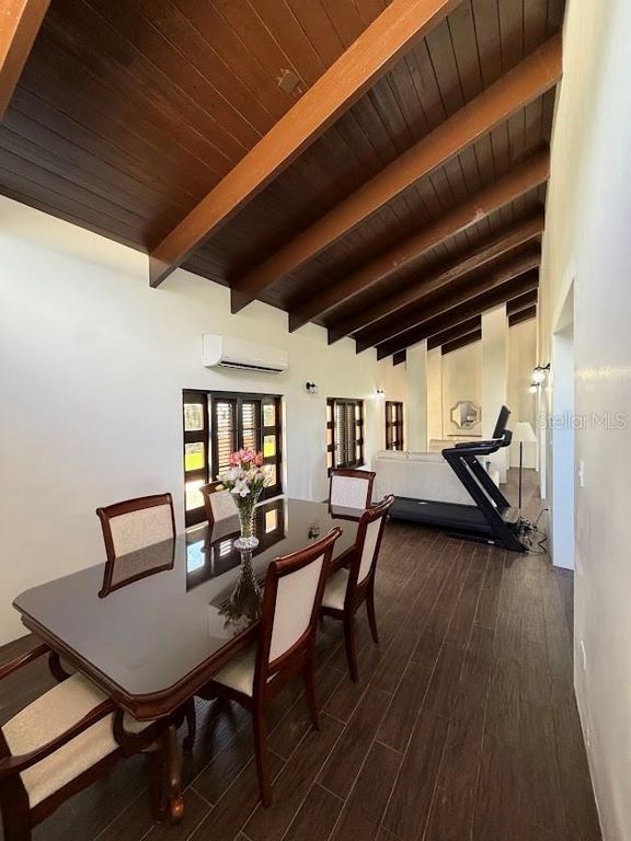 Image 33 of property listing at 5 CAMINO PEDRO RAMOS ST BEVERLY HILLS DEV, Guaynabo, PR 00969