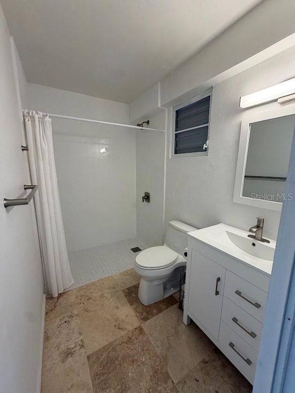Image 40 of property listing at 5 CAMINO PEDRO RAMOS ST BEVERLY HILLS DEV, Guaynabo, PR 00969