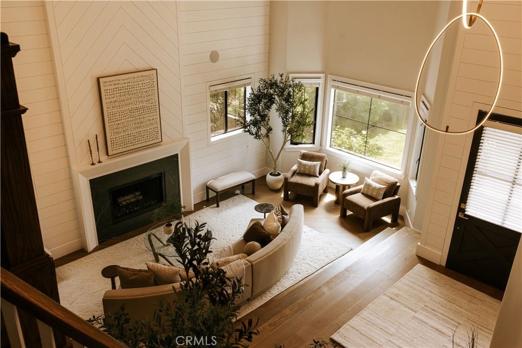 Image 14 of property listing at 14803 Otsego Street, Sherman Oaks, CA 91403