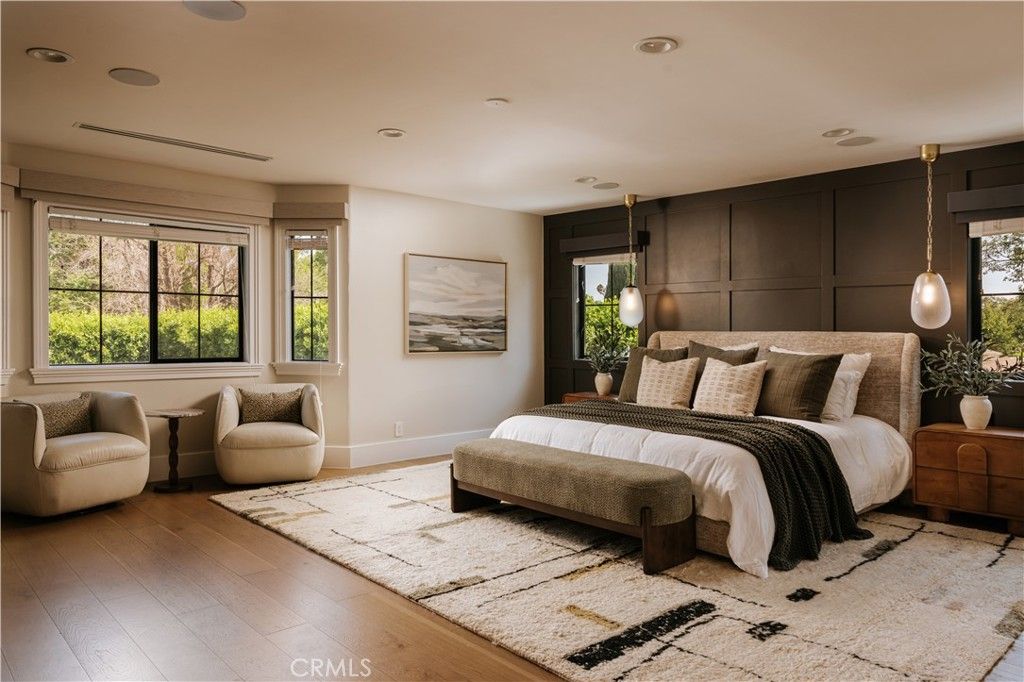 Image 16 of property listing at 14803 Otsego Street, Sherman Oaks, CA 91403