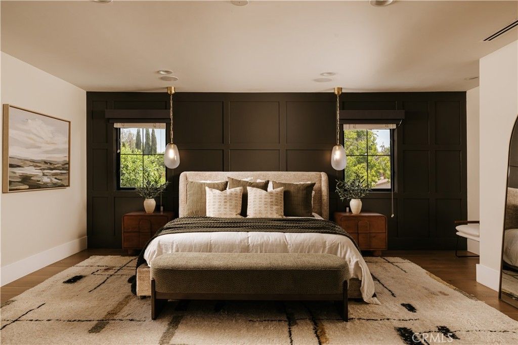 Image 17 of property listing at 14803 Otsego Street, Sherman Oaks, CA 91403