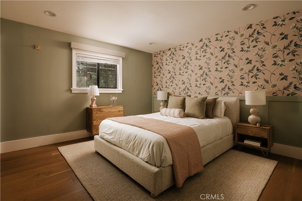 Image 23 of property listing at 14803 Otsego Street, Sherman Oaks, CA 91403