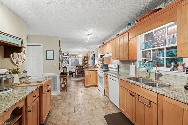 329 Pine Road, Eden, NC 27288
