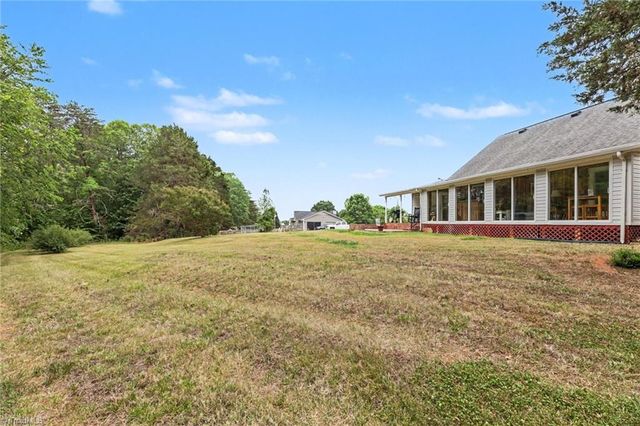 329 Pine Road, Eden, NC 27288