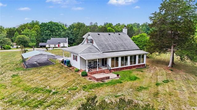 329 Pine Road, Eden, NC 27288