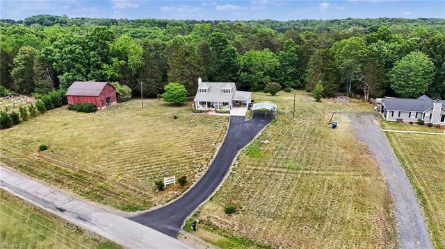 329 Pine Road, Eden, NC 27288