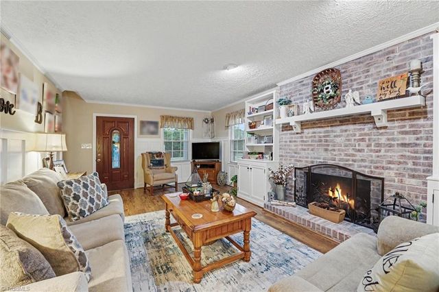 329 Pine Road, Eden, NC 27288