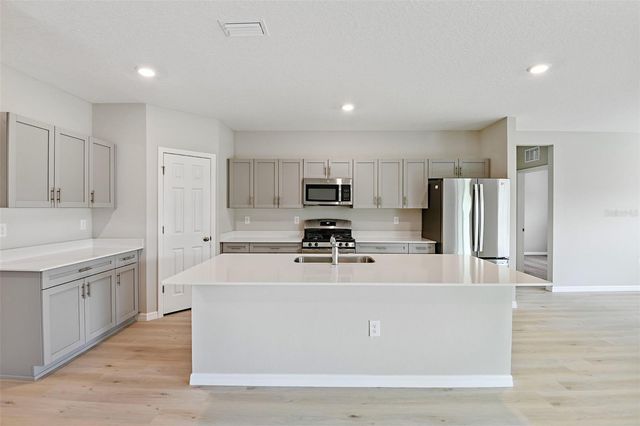 34993 ARBOR RETREAT DRIVE, Dade City, FL 33525