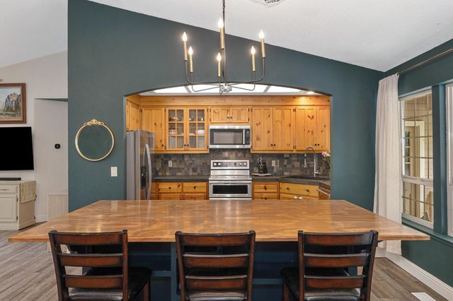 2101 Secret Diggin Ct, Cool, CA 95614