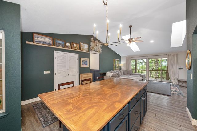 2101 Secret Diggin Ct, Cool, CA 95614