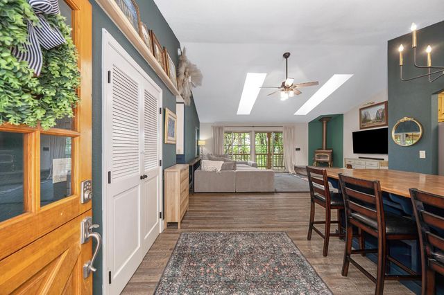 2101 Secret Diggin Ct, Cool, CA 95614