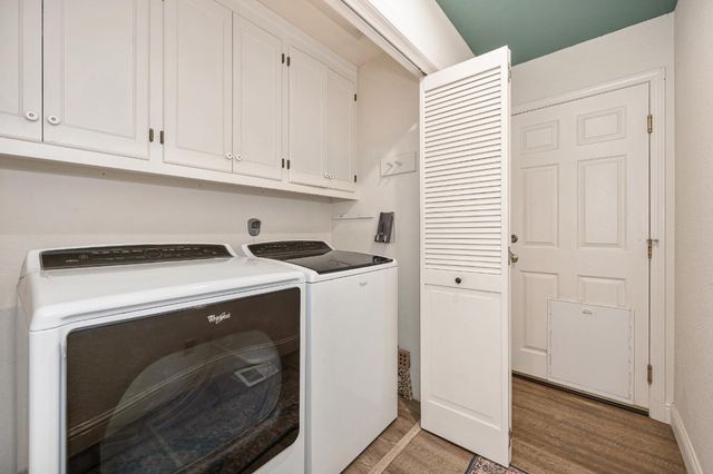 2101 Secret Diggin Ct, Cool, CA 95614