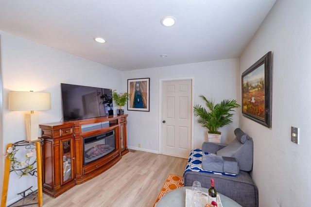 816 7th Avenue, Oakland, CA 94606
