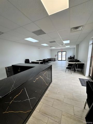 17744 E 9 Mile Road, Eastpointe, MI 48021