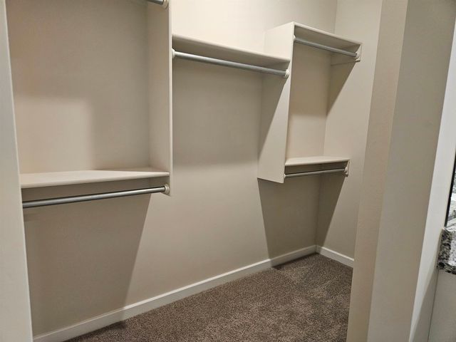 1006 N Forestview Ct, Wichita, KS 67235