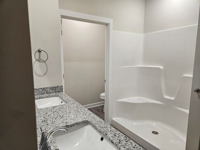 1006 N Forestview Ct, Wichita, KS 67235