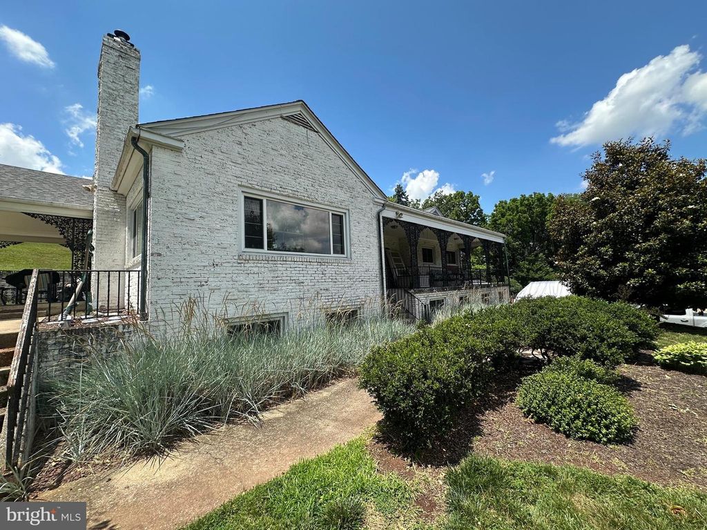 1625 HAVILAND RD, York, PA 17408
