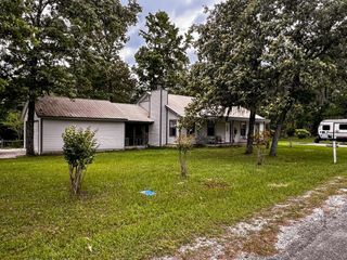 25 Ridge Top Drive, Huntsville, TX 77320