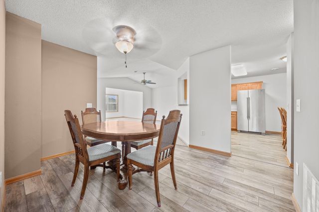 1031 Blackbird Trail SW, Hutchinson, MN 55350