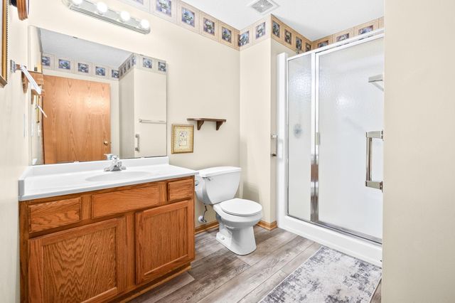 1031 Blackbird Trail SW, Hutchinson, MN 55350